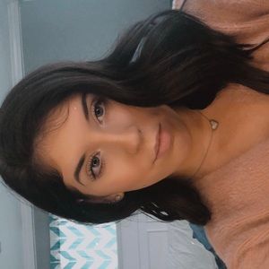 Meet your Posher, Kaitlyn